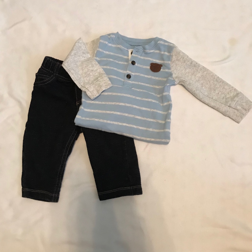 Carters Blue/Gray Stripped 2-Piece!!